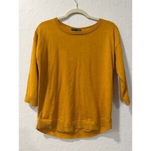 Cable & Gauge Mustard Knit Sweater Back Button Detail 3/4 Sleeve Size M